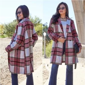 Classic Checkmate Lapel Coat - Red